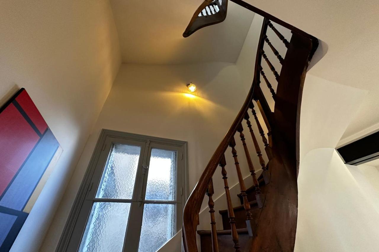 In The Beautiful Districts Of Tours A "Particular" With Great Comfort Villa Exterior photo