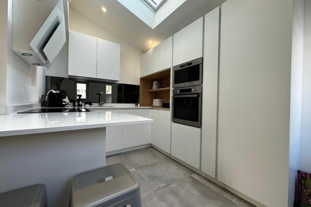 In The Beautiful Districts Of Tours A "Particular" With Great Comfort Villa Exterior photo