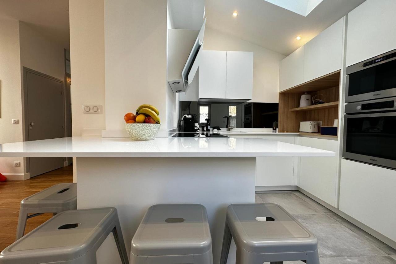In The Beautiful Districts Of Tours A "Particular" With Great Comfort Villa Exterior photo